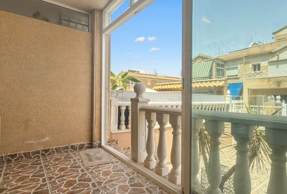 Resale - Townhouse -
Torrevieja
