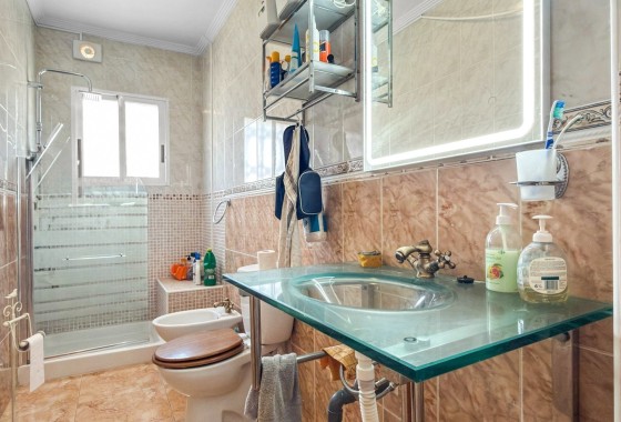 Resale - Townhouse -
Torrevieja
