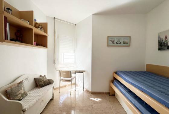 Herverkoop -  -
Orihuela Costa - Campoamor
