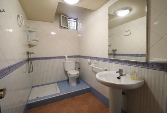 Herverkoop - Vrijstaande villa -
Rojales - Los Palacios
