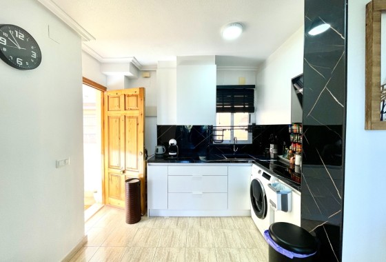 Wiederverkauf - Wohnung / Apartment -
La Siesta - El Salado - Torreta - La Siesta