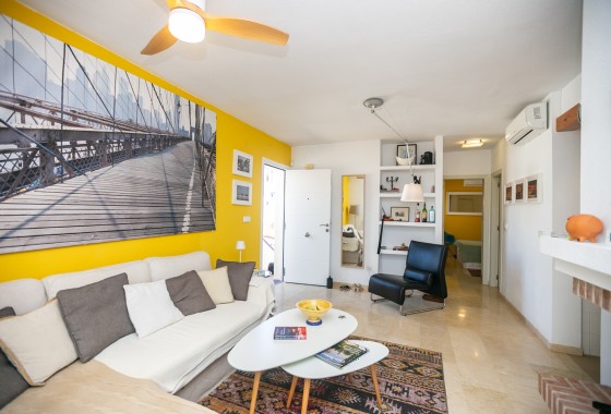 Resale - Apartment / Flat -
Playa Flamenca