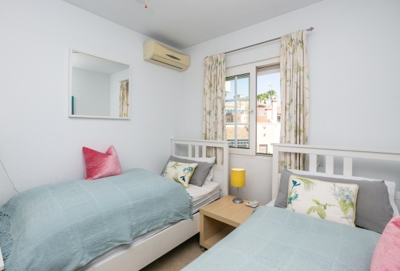 Resale - Apartment / Flat -
Playa Flamenca