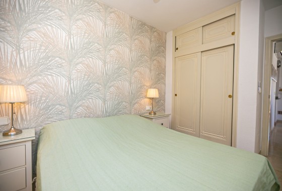 Resale - Apartment / Flat -
Playa Flamenca