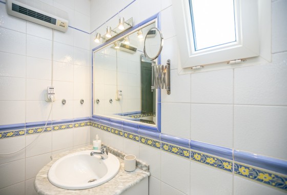 Resale - Apartment / Flat -
Playa Flamenca