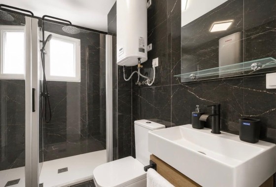 Sprzedaż - Apartament / Mieszkanie -
Torrevieja - Acequion