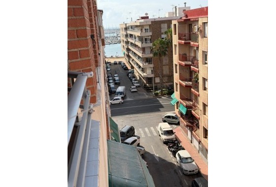 Sprzedaż - Apartament / Mieszkanie -
Torrevieja - Acequion