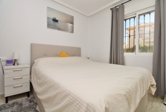 Venta - Apartamento / Piso -
Villamartín - Los Dolses