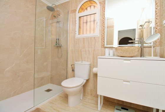 Venta - Apartamento / Piso -
Villamartín - Los Dolses