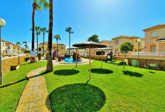 Venta - Apartamento / Piso -
Villamartín - Los Dolses