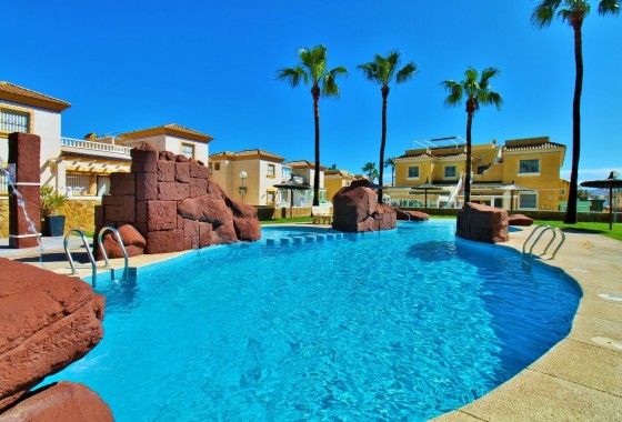 Venta - Apartamento / Piso -
Villamartín - Los Dolses