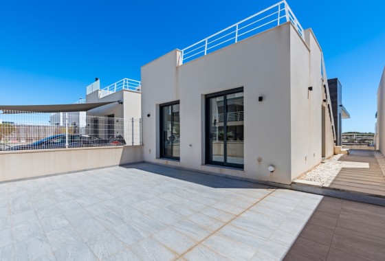 Herverkoop - Vrijstaande Villa -
San Miguel de Salinas