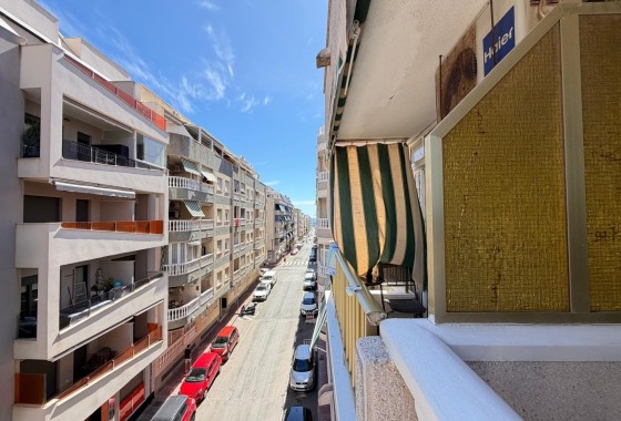 Wiederverkauf - Wohnung / Apartment -
Torrevieja - Playa del Cura