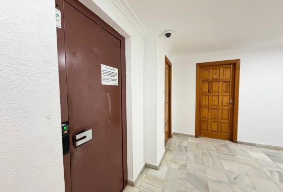 Wiederverkauf - Wohnung / Apartment -
Torrevieja - Playa del Cura