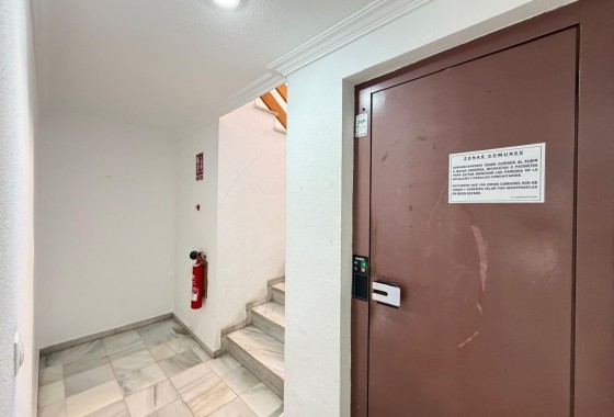 Wiederverkauf - Wohnung / Apartment -
Torrevieja - Playa del Cura