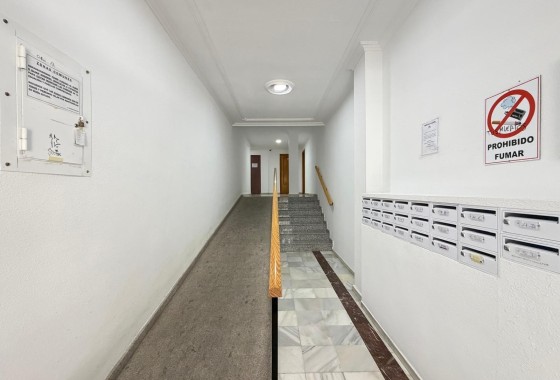 Wiederverkauf - Wohnung / Apartment -
Torrevieja - Playa del Cura