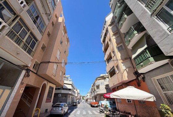Wiederverkauf - Wohnung / Apartment -
Torrevieja - Playa del Cura