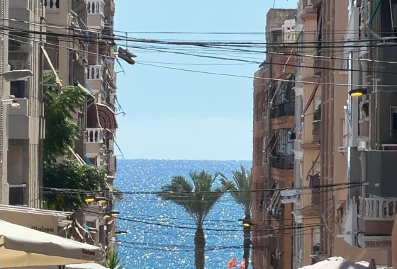 Wiederverkauf - Wohnung / Apartment -
Torrevieja - Playa del Cura