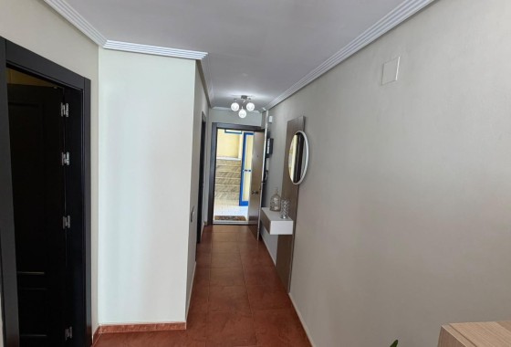 Herverkoop - Appartement / Flat -
Torrevieja - Torreblanca