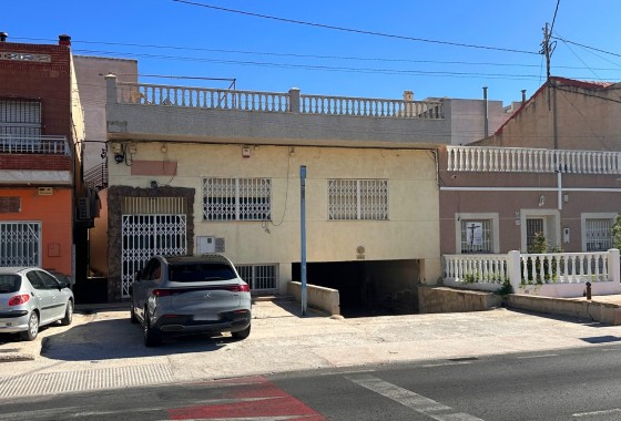 Wiederverkauf - Reihenhaus -
Orihuela - Bigastro