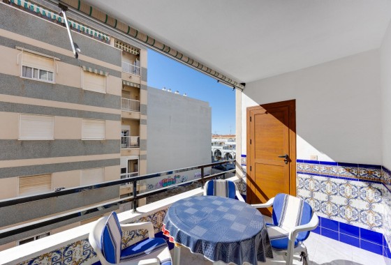 Herverkoop - Appartement / Flat -
Torrevieja - Playa del Cura
