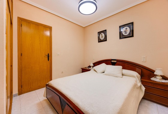 Herverkoop - Appartement / Flat -
Torrevieja - Playa del Cura
