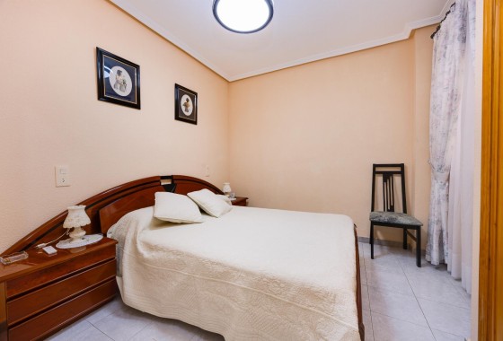Herverkoop - Appartement / Flat -
Torrevieja - Playa del Cura
