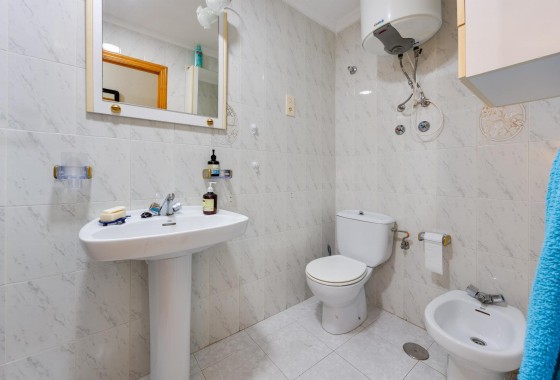 Herverkoop - Appartement / Flat -
Torrevieja - Playa del Cura