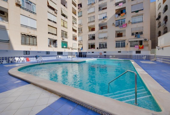 Herverkoop - Appartement / Flat -
Torrevieja - Playa del Cura
