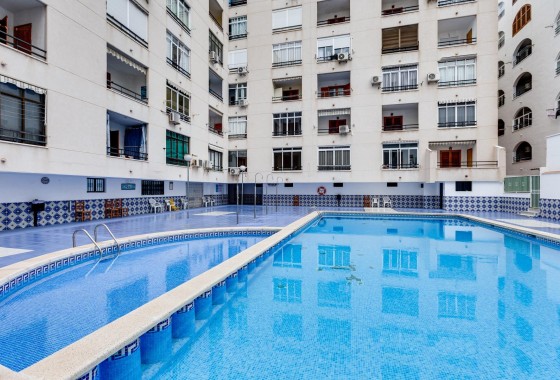 Herverkoop - Appartement / Flat -
Torrevieja - Playa del Cura