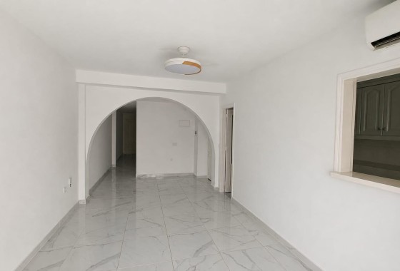 Wiederverkauf - Wohnung / Apartment -
Torrevieja - Acequion