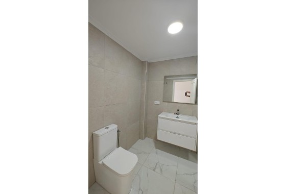 Wiederverkauf - Wohnung / Apartment -
Torrevieja - Acequion