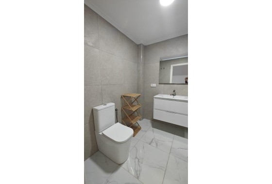 Wiederverkauf - Wohnung / Apartment -
Torrevieja - Acequion