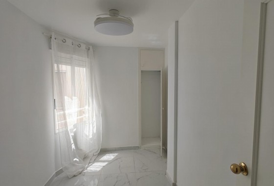 Wiederverkauf - Wohnung / Apartment -
Torrevieja - Acequion