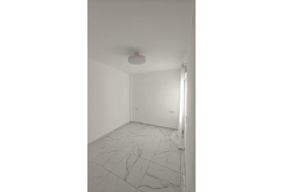 Wiederverkauf - Wohnung / Apartment -
Torrevieja - Acequion