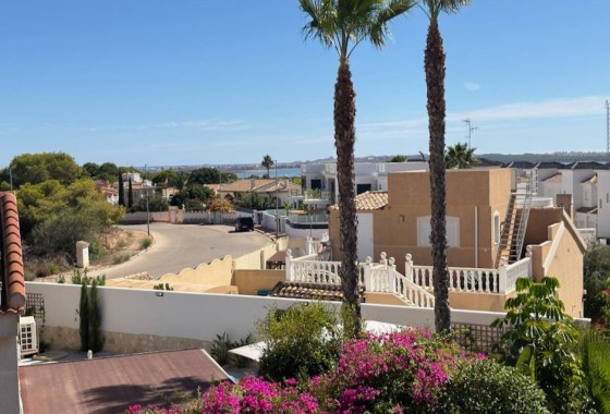 Herverkoop - Vrijstaande Villa -
Ciudad Quesada - Rojales - Lo Pepin