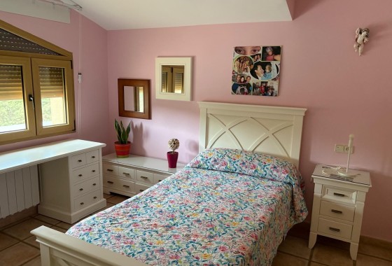 Revente - Villa Individuelle -
Yecla