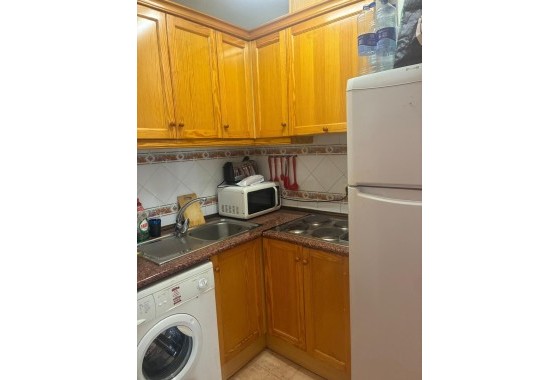 Herverkoop - Appartement / Flat -
Torrevieja - Playa de los Locos