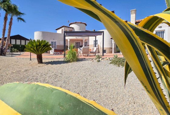 Resale - Detached Villa -
Campos Del Rio