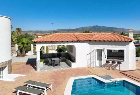 Resale - Detached Villa -
Campos Del Rio