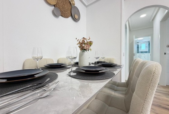 Herverkoop - Appartement / Flat -
Torrevieja - Parque de las Naciones