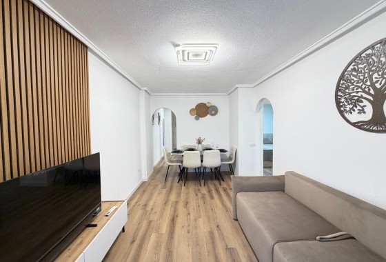 Herverkoop - Appartement / Flat -
Torrevieja - Parque de las Naciones