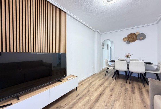 Herverkoop - Appartement / Flat -
Torrevieja - Parque de las Naciones