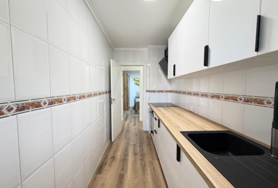 Herverkoop - Appartement / Flat -
Torrevieja - Parque de las Naciones