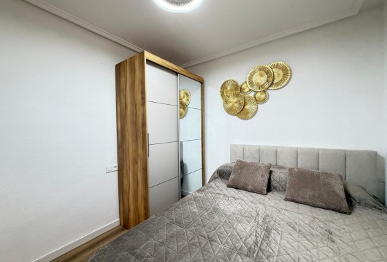 Herverkoop - Appartement / Flat -
Torrevieja - Parque de las Naciones