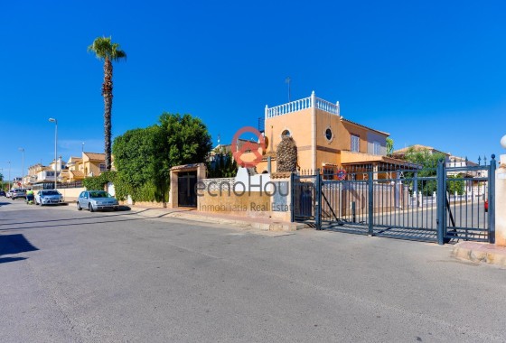 Wiederverkauf - Doppelhaushälfte -
Orihuela Costa - Playa Flamenca
