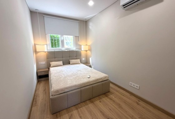 Sprzedaż - Apartament / Mieszkanie -
Torrevieja - La Veleta