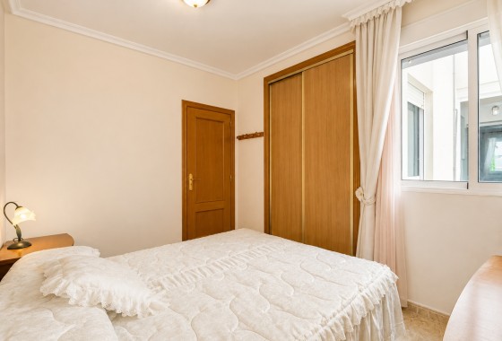 Wiederverkauf - Wohnung / Apartment -
Torrevieja - Playa del Cura