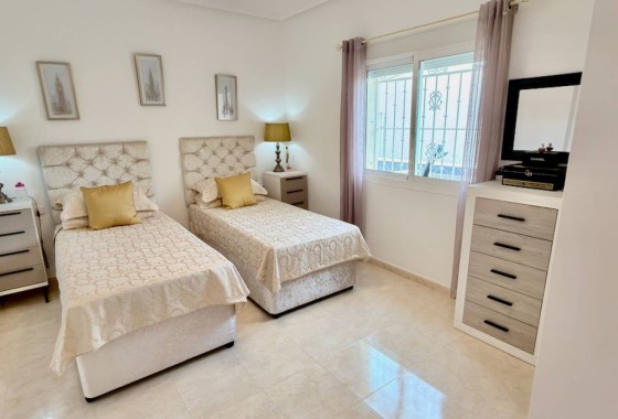 Herverkoop - Vrijstaande Villa -
Ciudad Quesada - Rojales - Ciudad Quesada