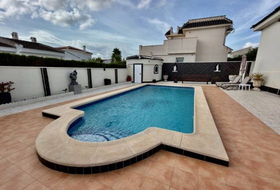 Herverkoop - Vrijstaande Villa -
Ciudad Quesada - Rojales - Ciudad Quesada